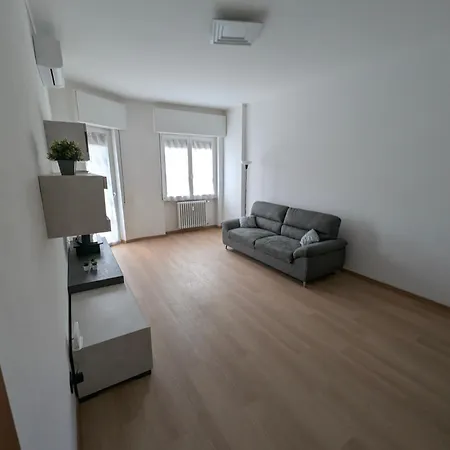 Rholiday Apartman *